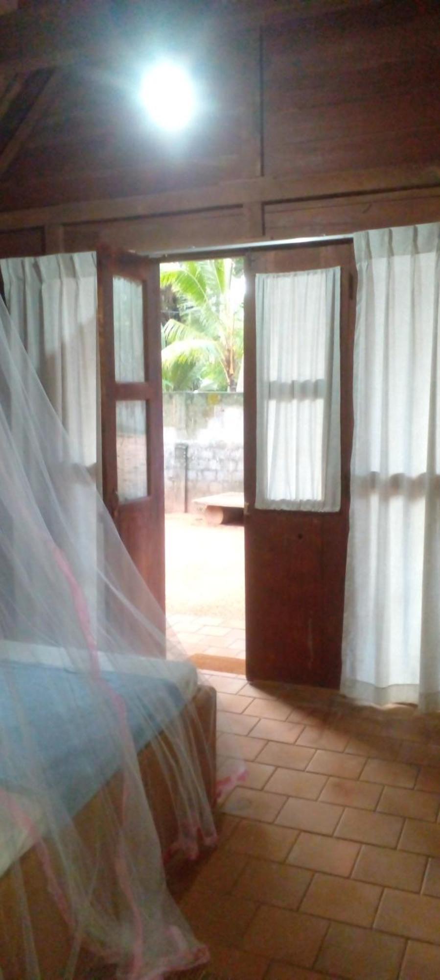 Cool Banyan Cabana Trincomalee Exterior foto
